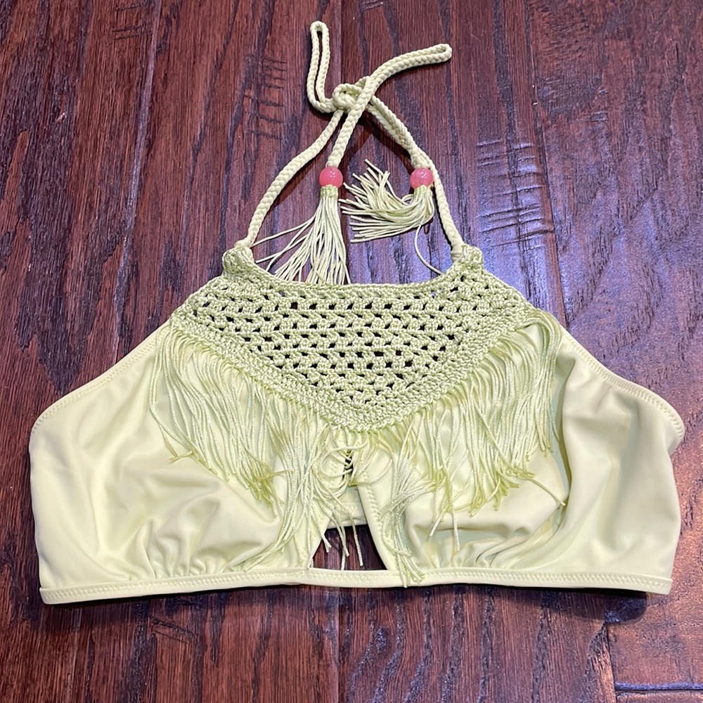 Bikini top  M. Victoria’s Secret